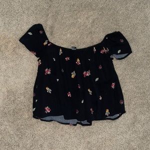 Crop cactus floral top